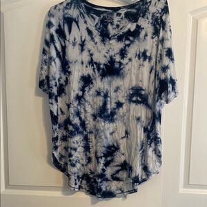 Time and Tru Blue and White Ribbed Short Sleeve Tee